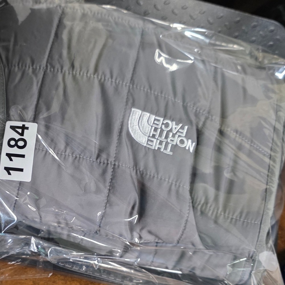 The North Face Womens XXL Charcoal Gray Circular Quilted Puffer Vest Sherpa - Picture 10 of 10